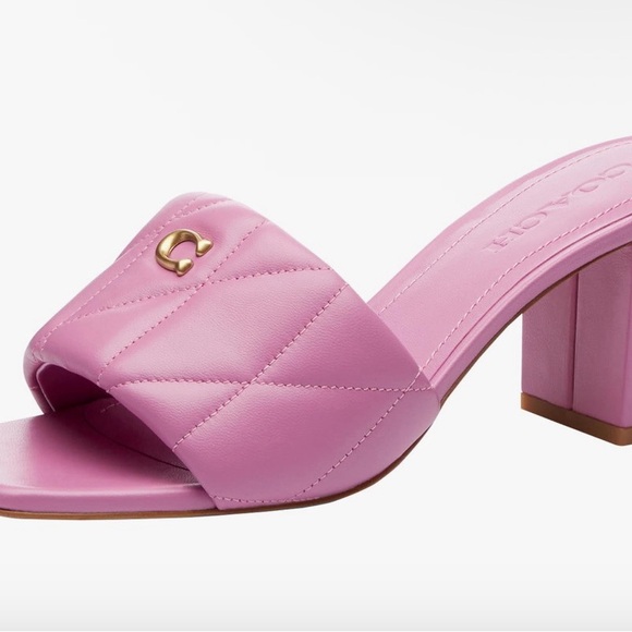 NIB Coach Pink Quilted Slide Sandals - Picture 4 of 6
